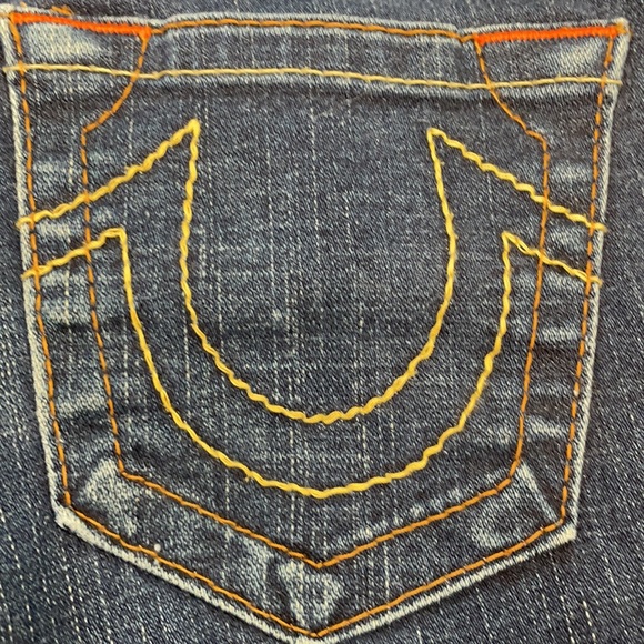 TRUE RELIGION CROP JEANS - Picture 8 of 10